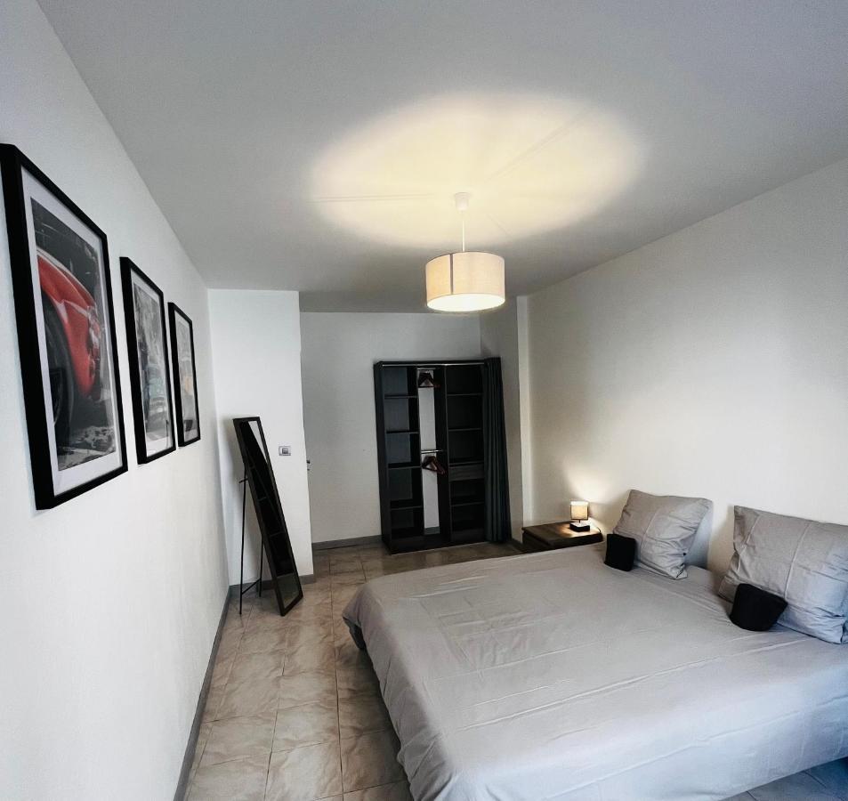Appartement T2 Dans Le Centre Ville De Carcassonne Esterno foto